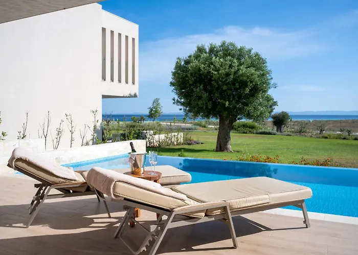 Ammoa Luxury Hotel & Spa Resort