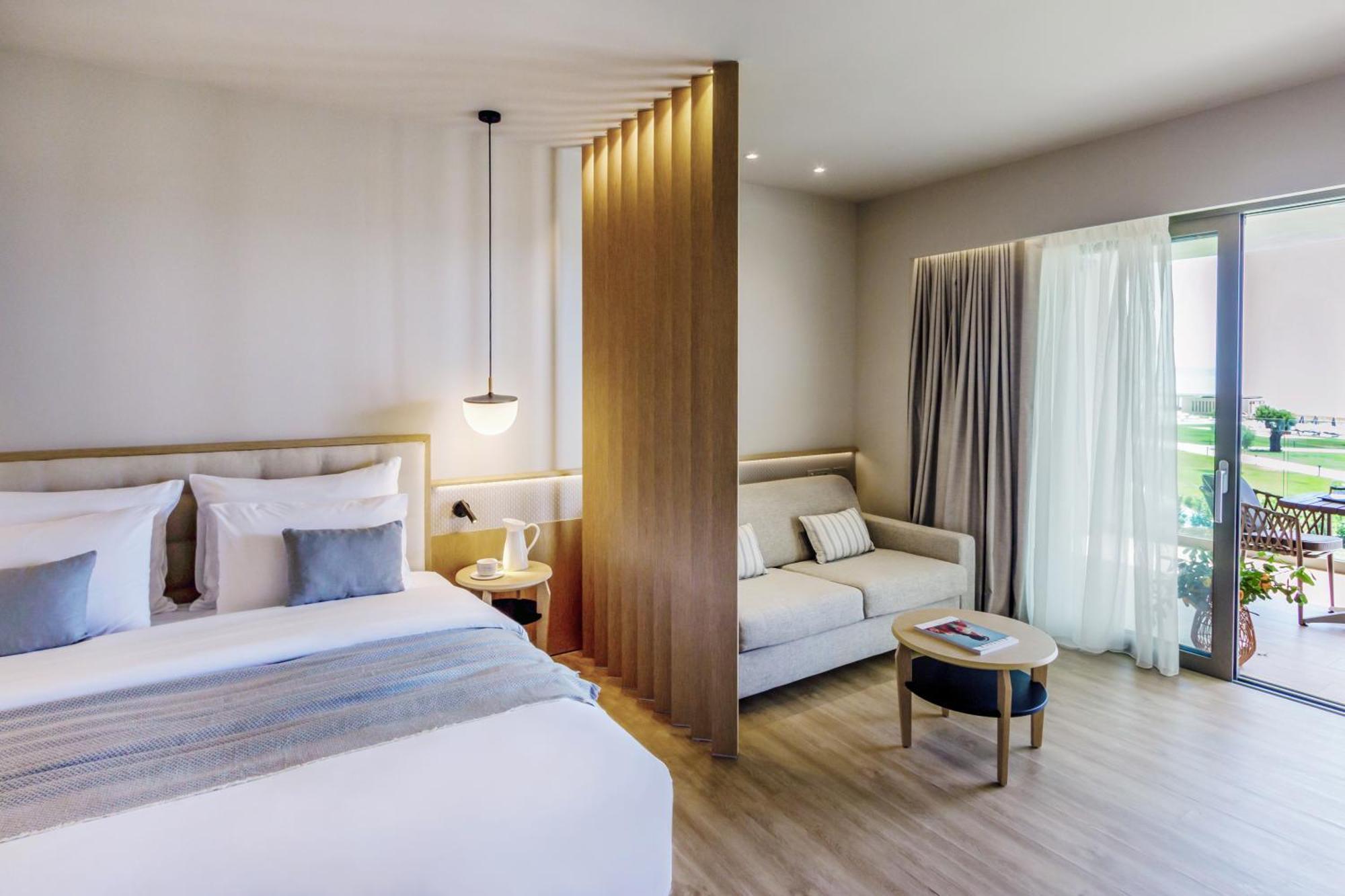 Ammoa Luxury & מלון ניקיטי